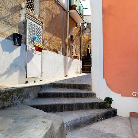 Amore Rentals - Casa Barbera B Positano Esterno foto