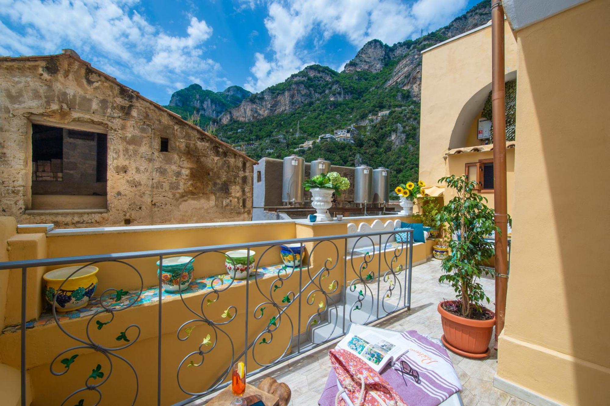 Amore Rentals - Casa Barbera B Positano Esterno foto